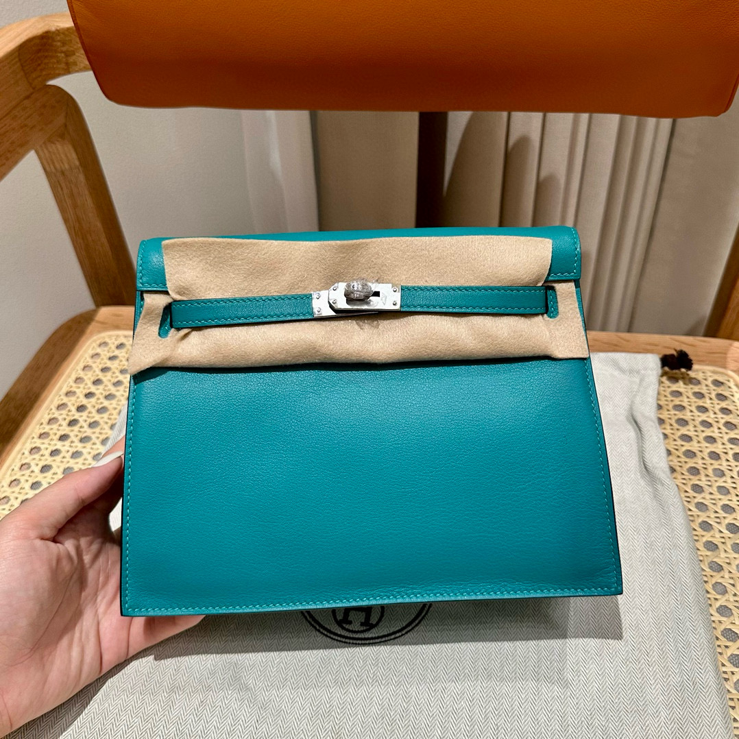 에르메스 Hermes Kelly danse 22cm swift 7F Blue Paon/silver