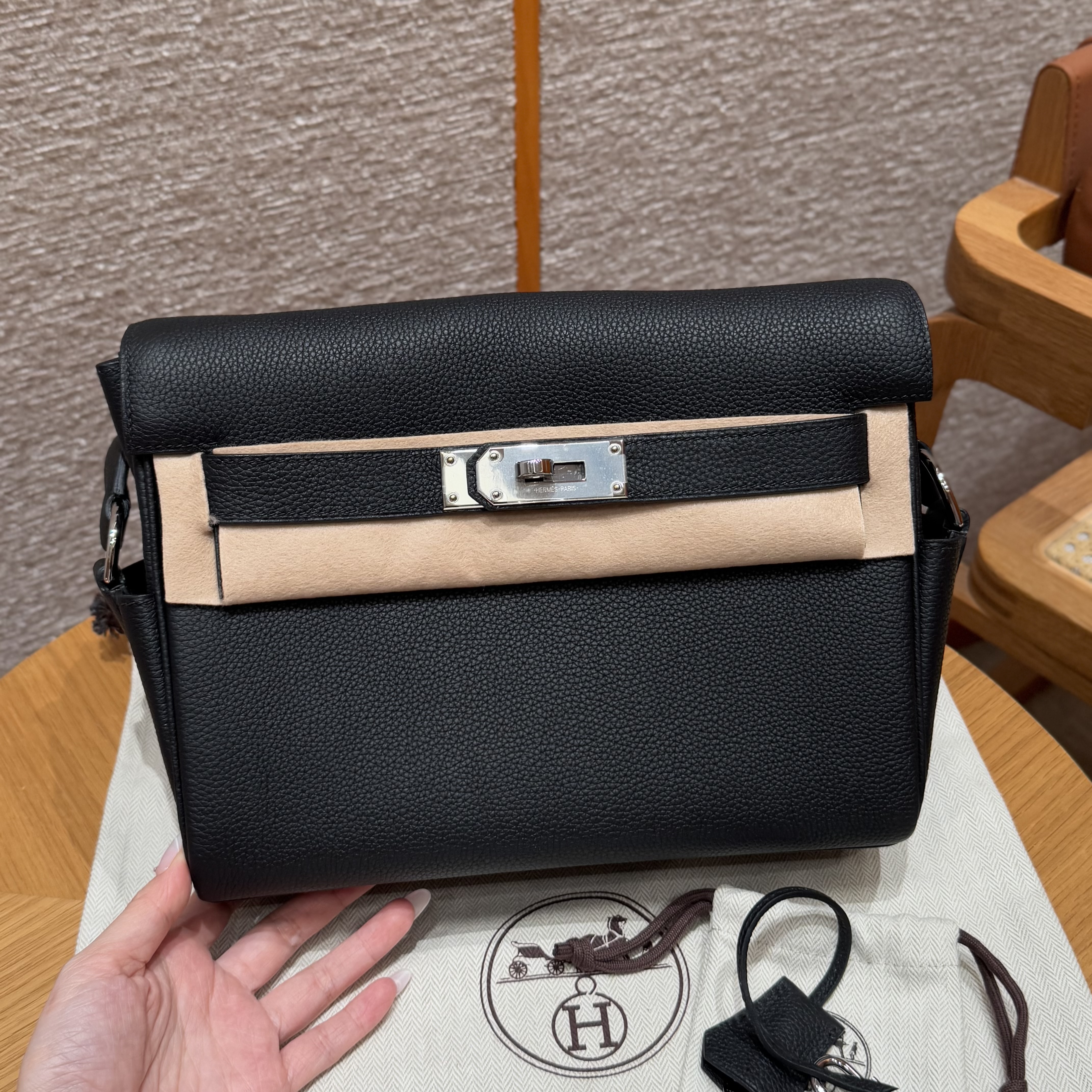 에르메스 Hermes Kelly Messenger 24cm Togo 89 Noir/silver