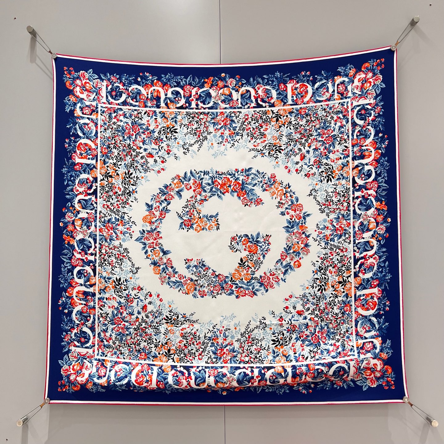 구찌 Gucci 스카프 90×90CM