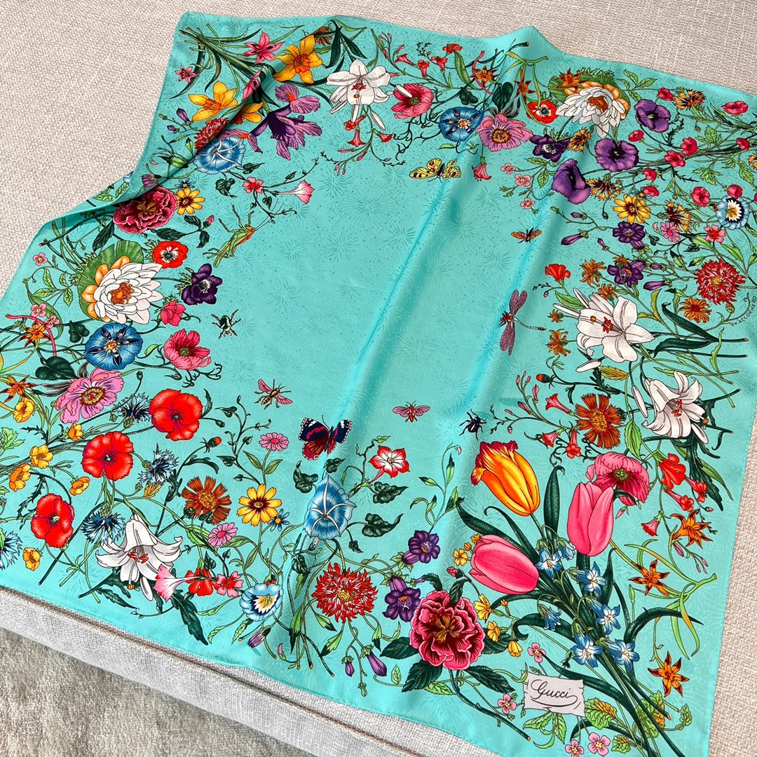 구찌 Gucci 스카프 90×90CM