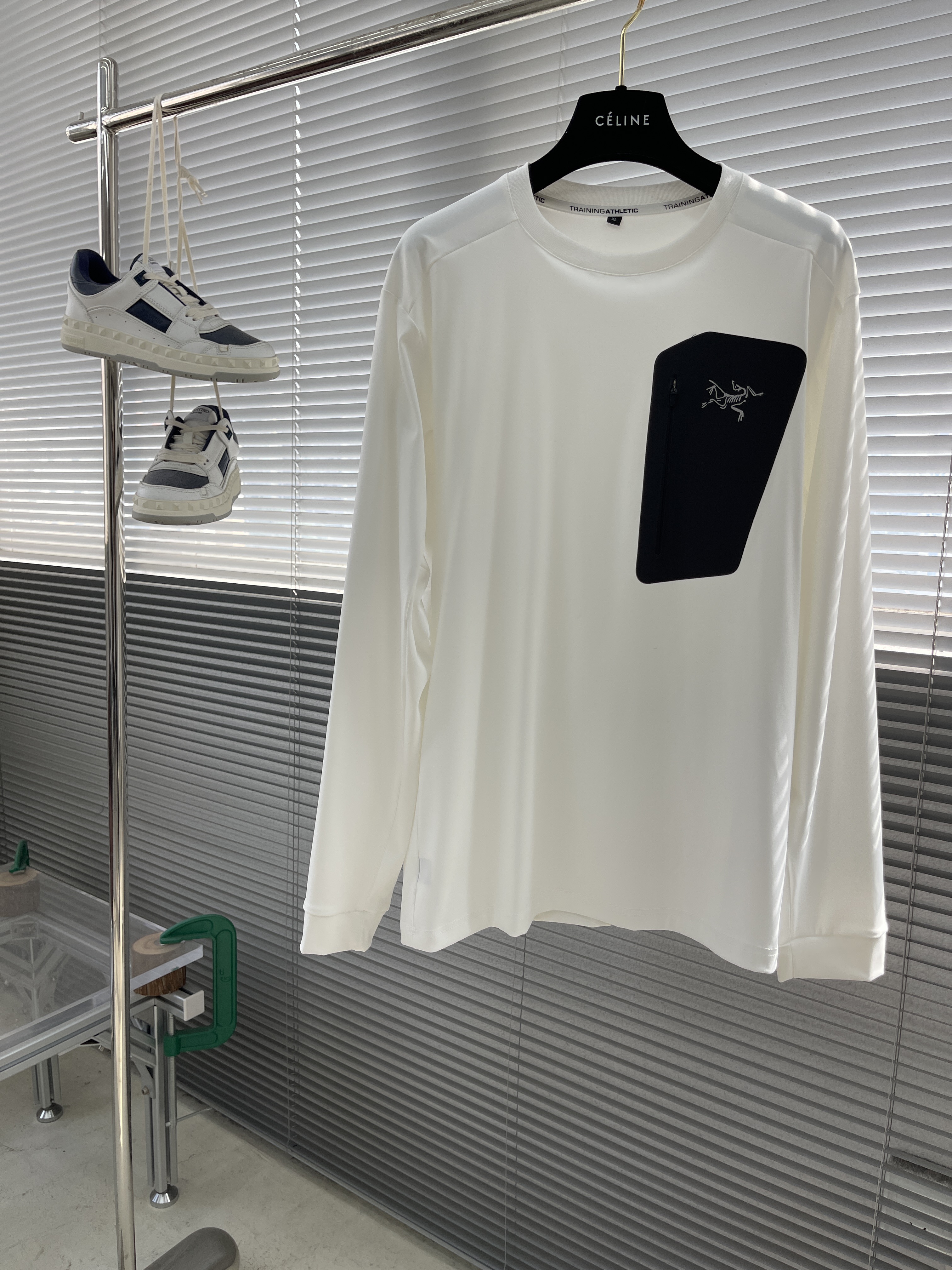 아크테릭스 ARC'TERYX 긴팔 티셔츠