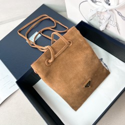 프라다 Prada 1BH121 버킷 백 20cm