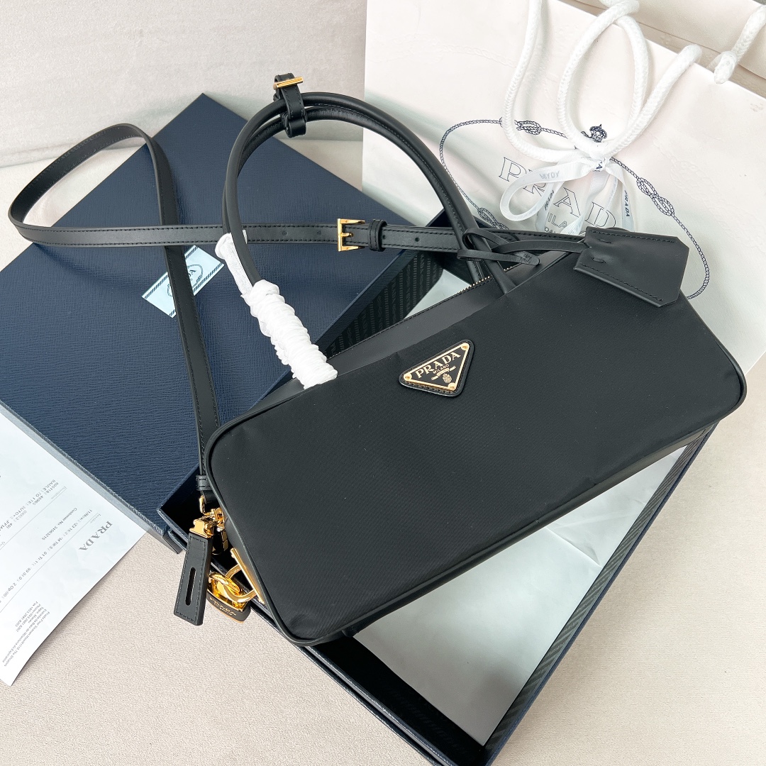 프라다 Prada 1BB113 탑 핸들백 28cm