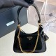 프라다 Prada 1BC198 Hobo 탑 핸들백 22cm