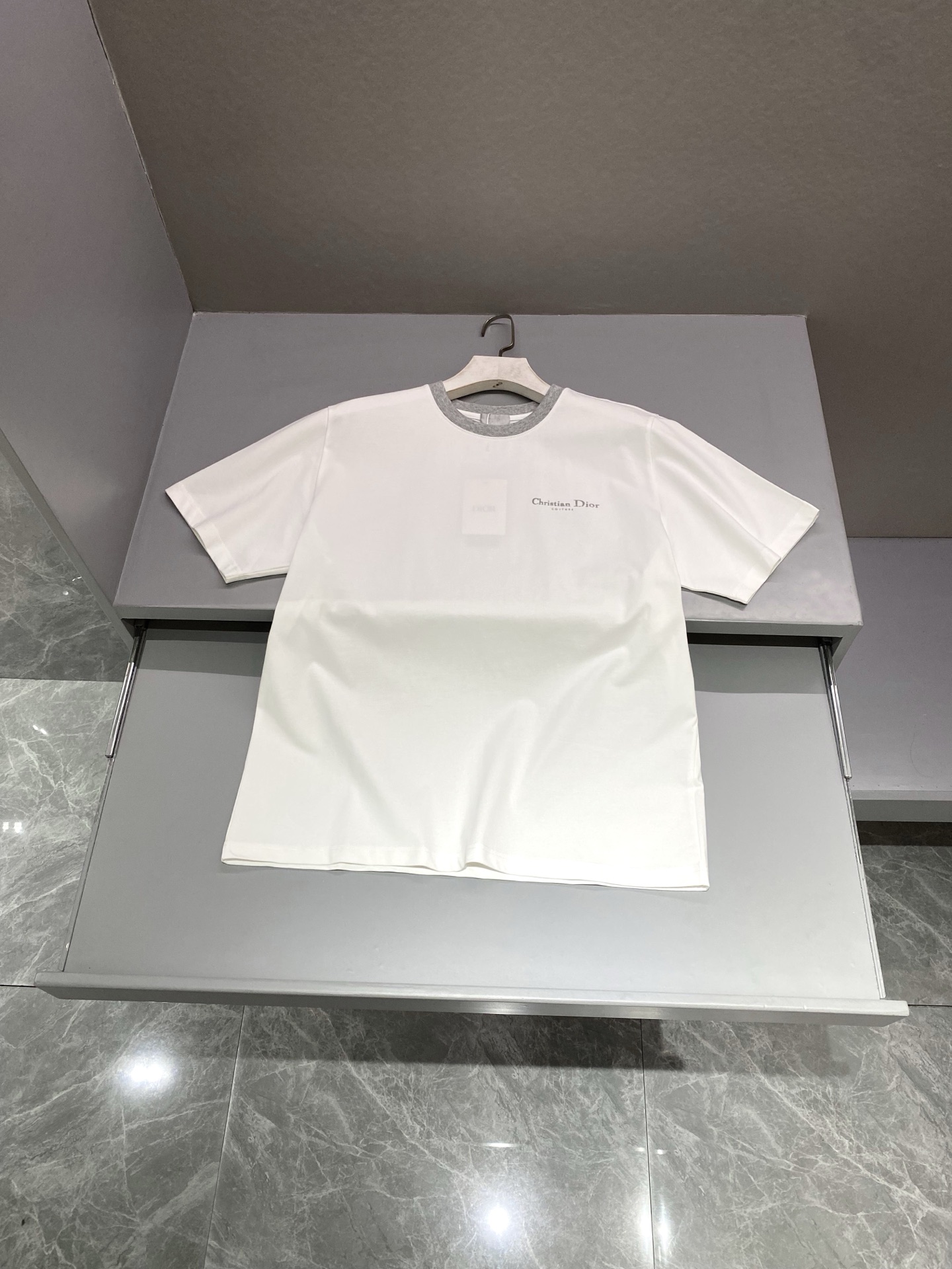 디올 Dior 반팔 티셔츠