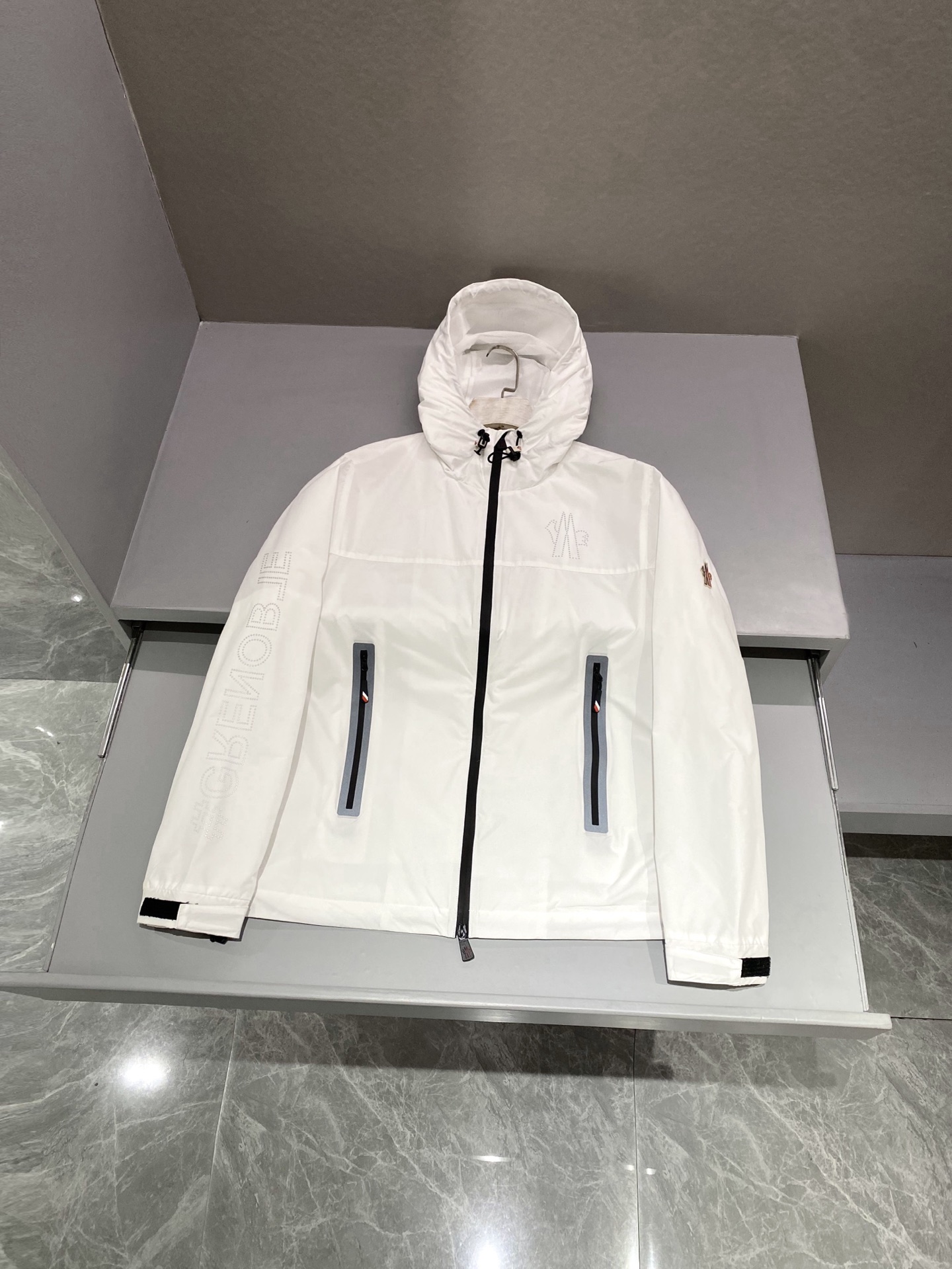 몽클레어 Moncler 재킷