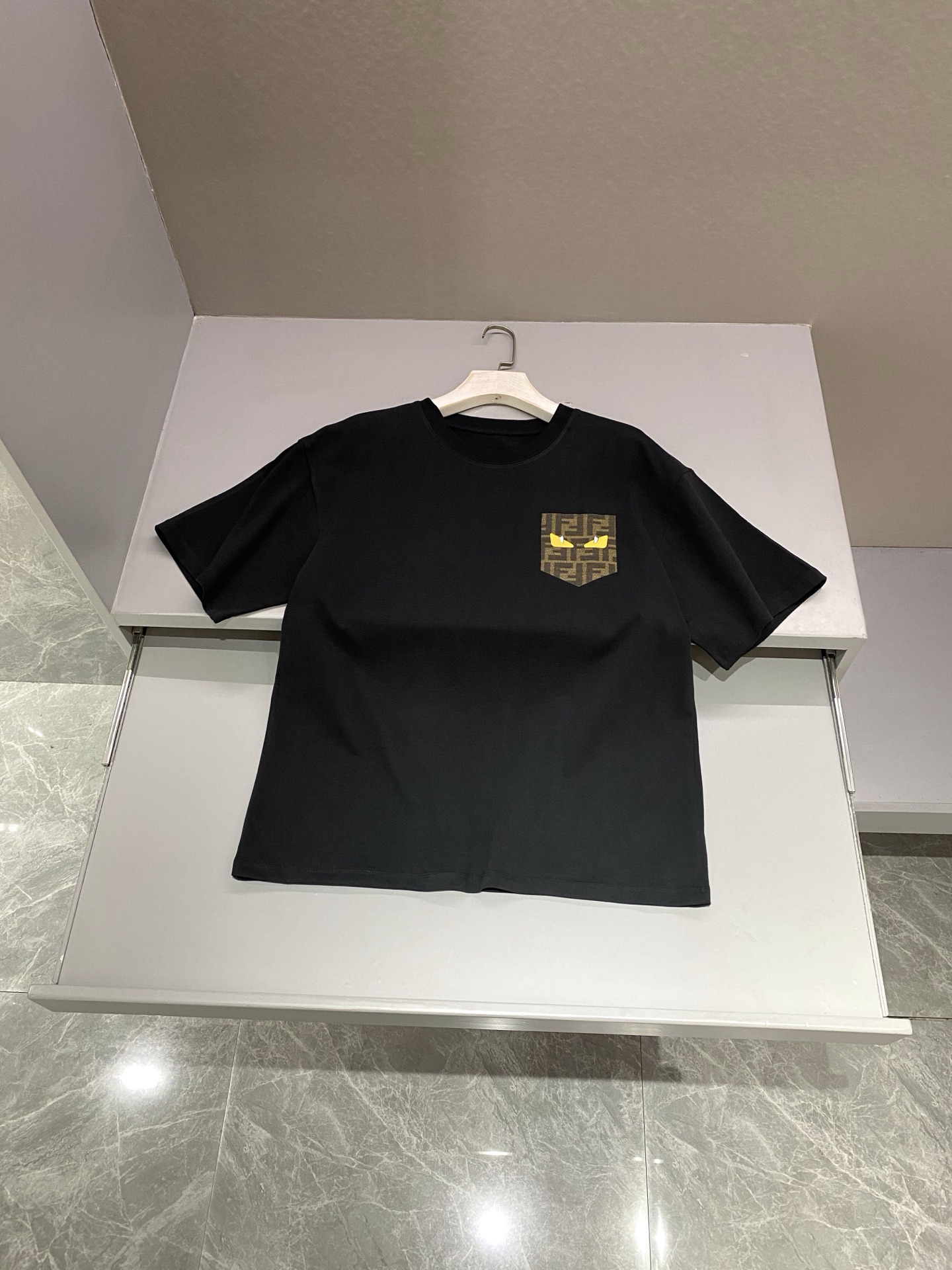 펜디 FENDI 반팔 티셔츠