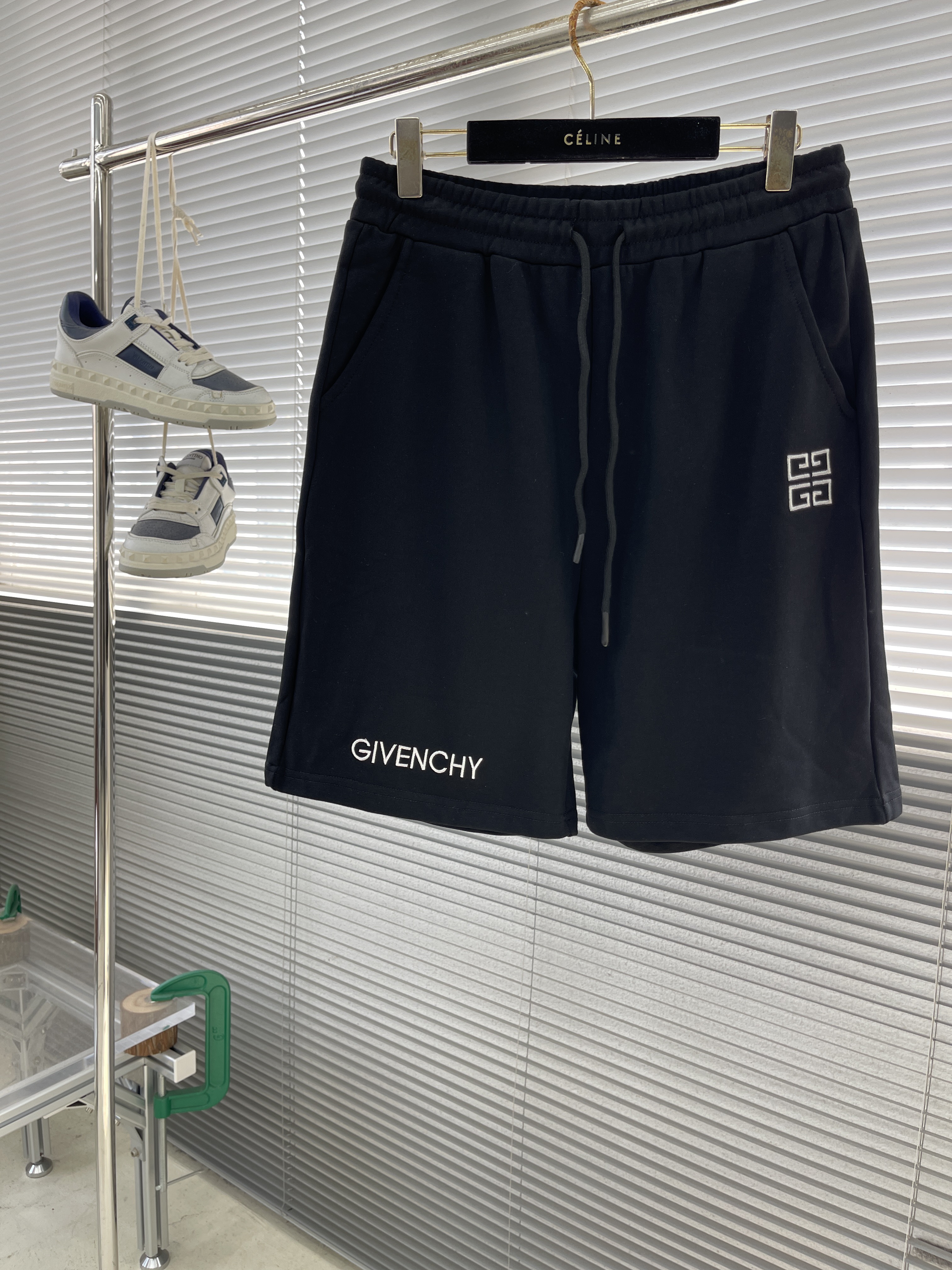 지방시 Givenchy 반바지