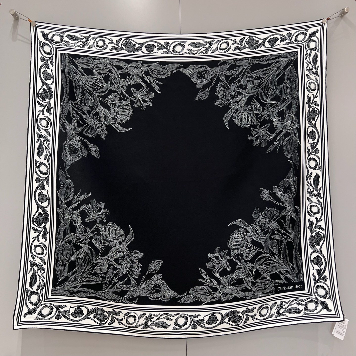 디올 Dior 스카프 90×90CM