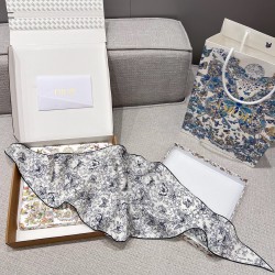 디올 Dior 스카프 110×35CM