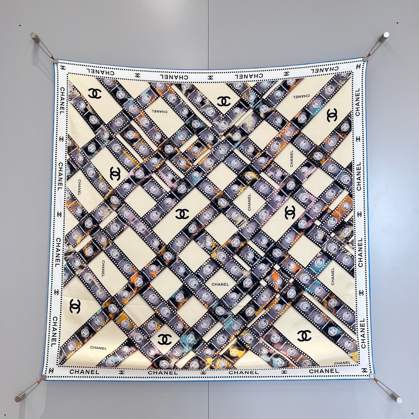 샤넬 CHANEL 스카프 90×90CM