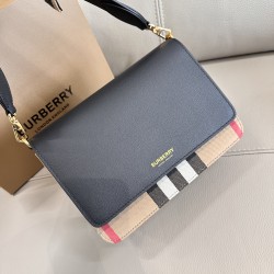 버버리 Burberry 0251 크로스 백 24CM