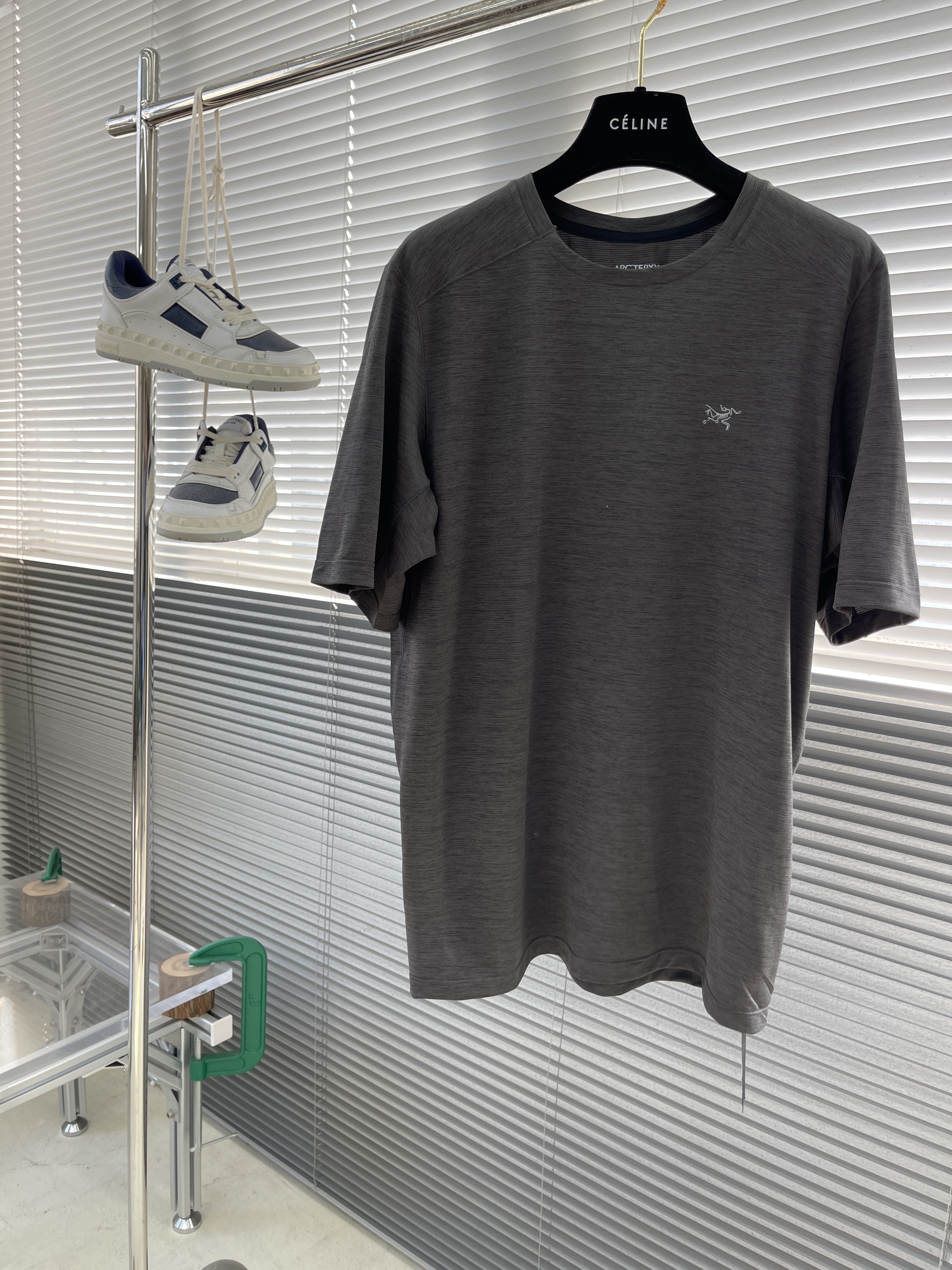 아크테릭스 ARC'TERYX 반팔 티셔츠