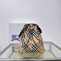 버버리 Burberry 8711 버킷 백