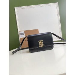버버리 Burberry 3311 크로스 백 21cm