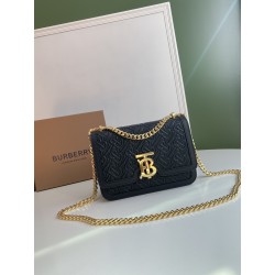 버버리 Burberry 3311 크로스 백 21cm