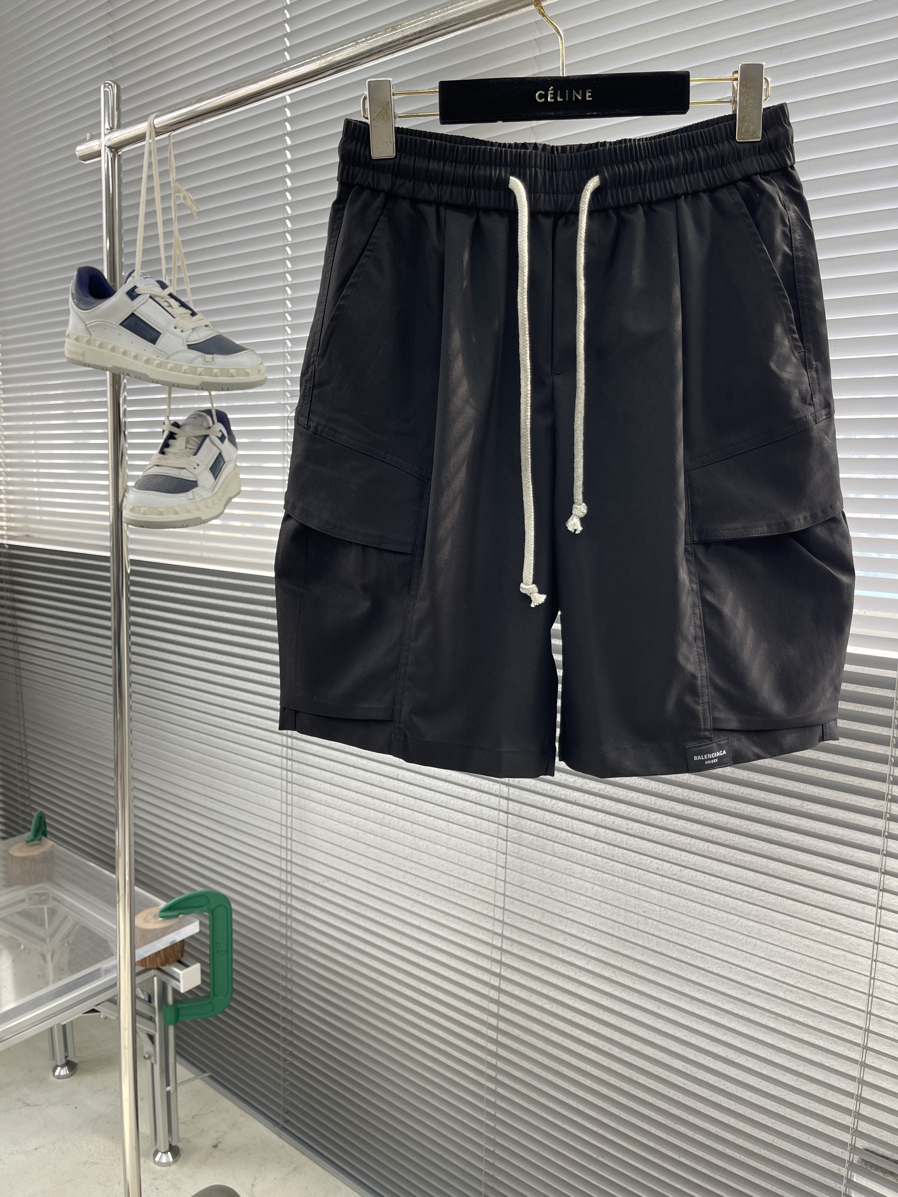 발렌시아가 Balenciaga 반바지