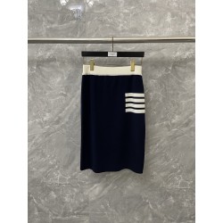 톰브라운 Thom Browne 치마