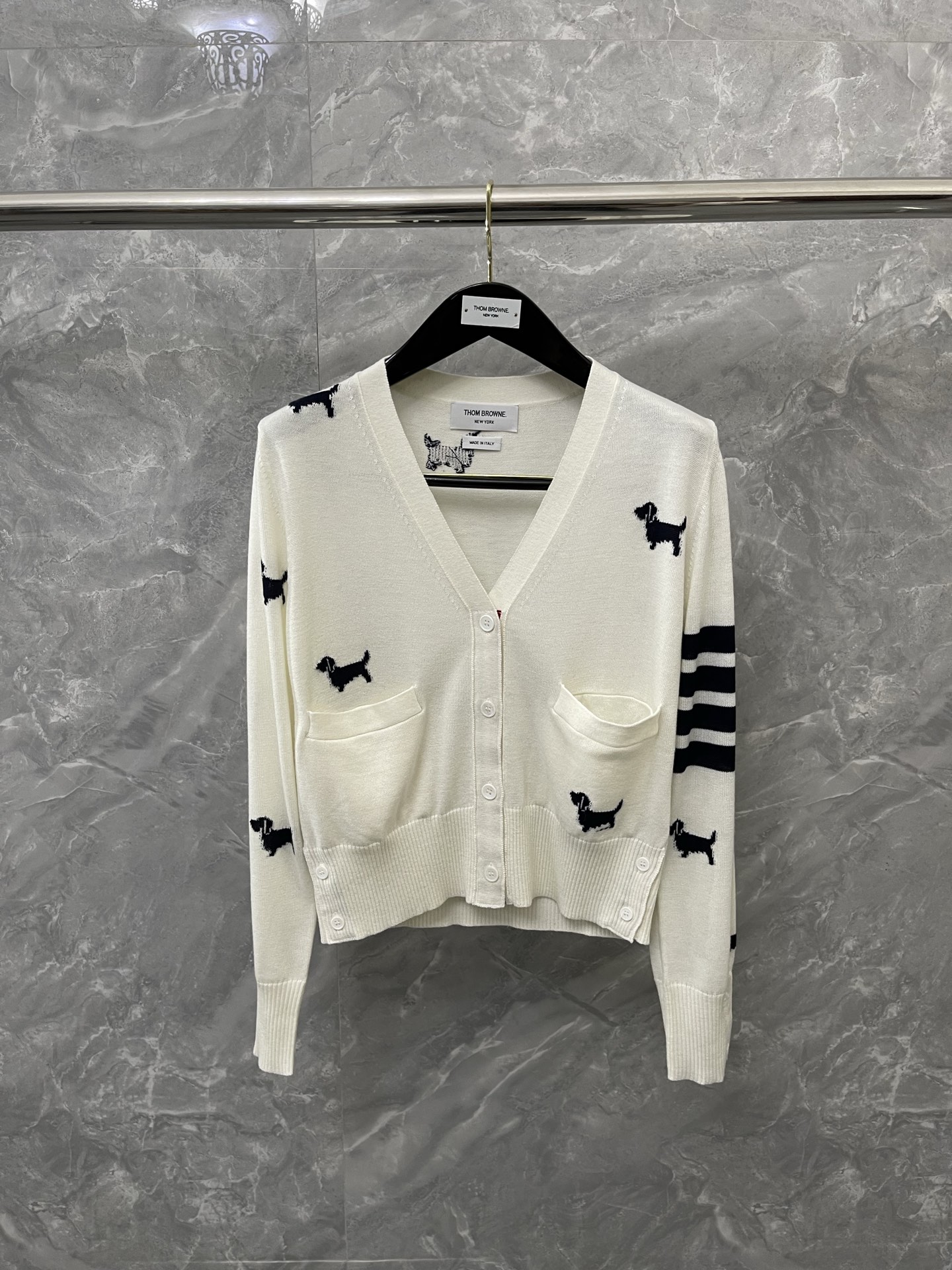 톰브라운 Thom Browne 가디건