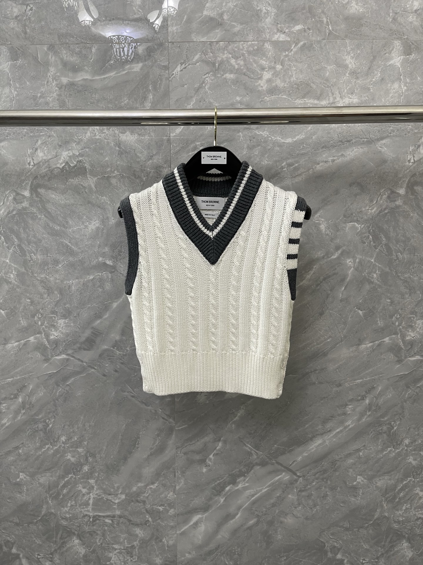 톰브라운 Thom Browne 조끼