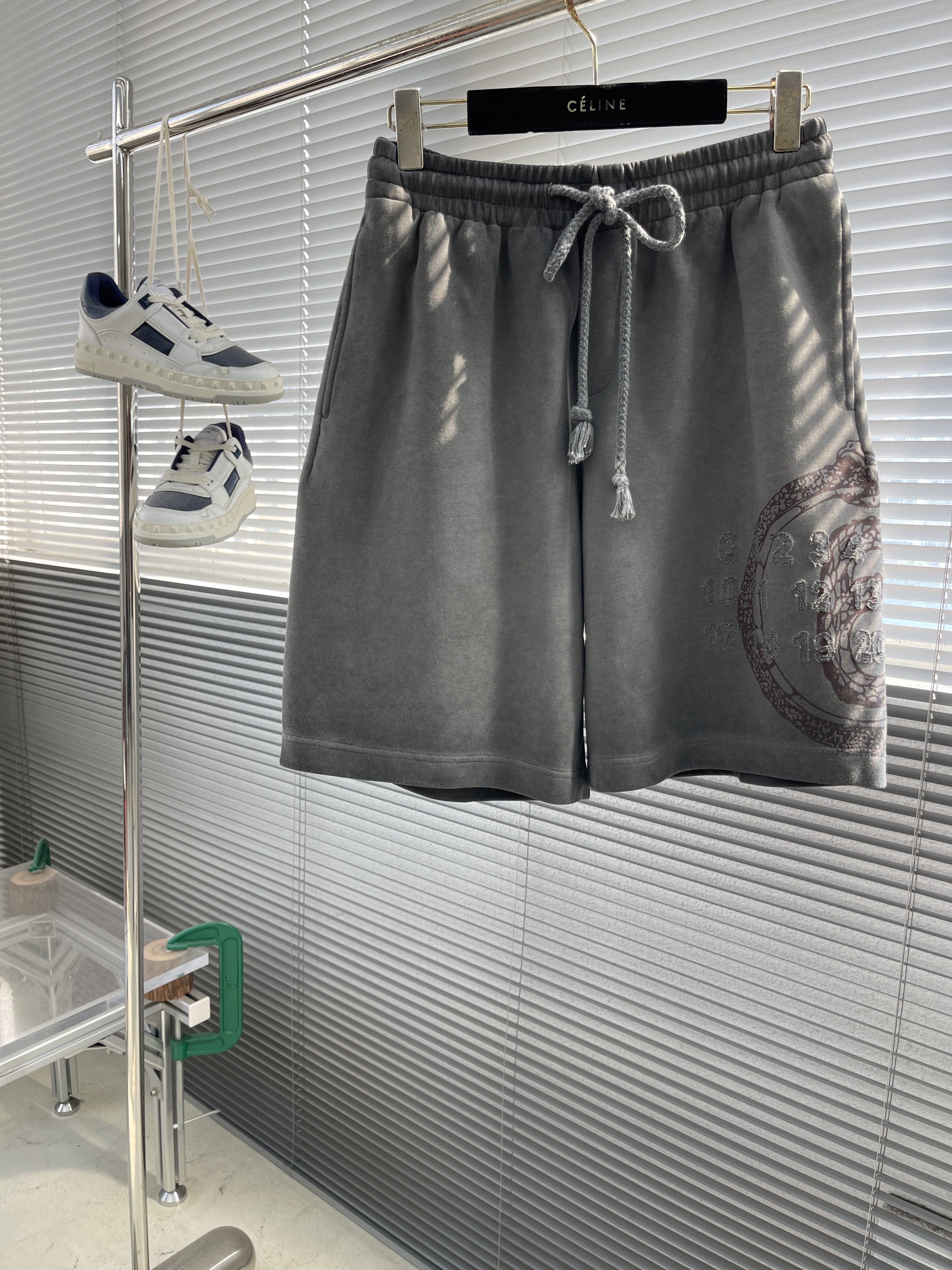 메종 마르지엘라 maison margiela 반바지