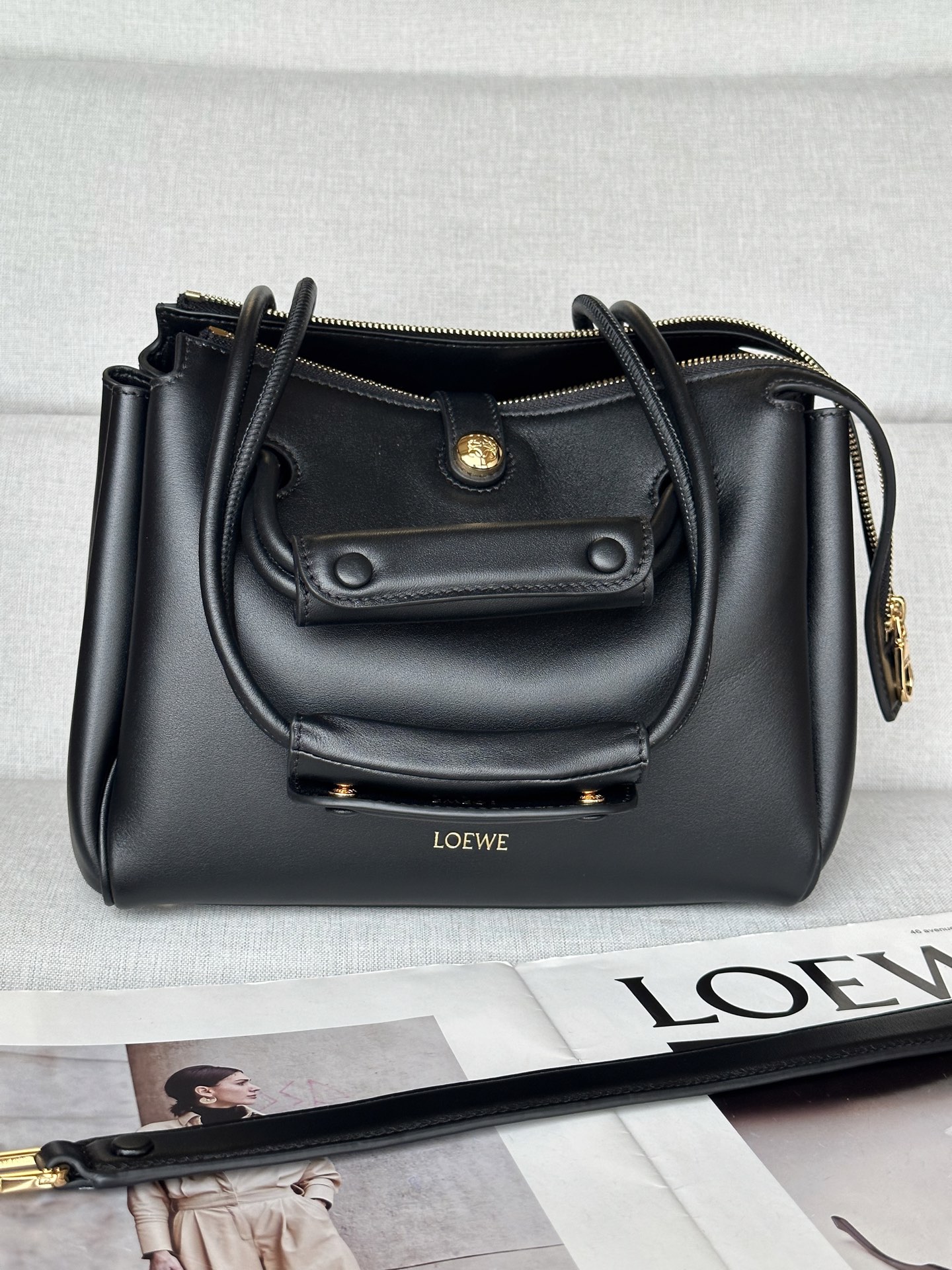 로에베 Loewe 0256 madrid 탑 핸들백 23.5CM
