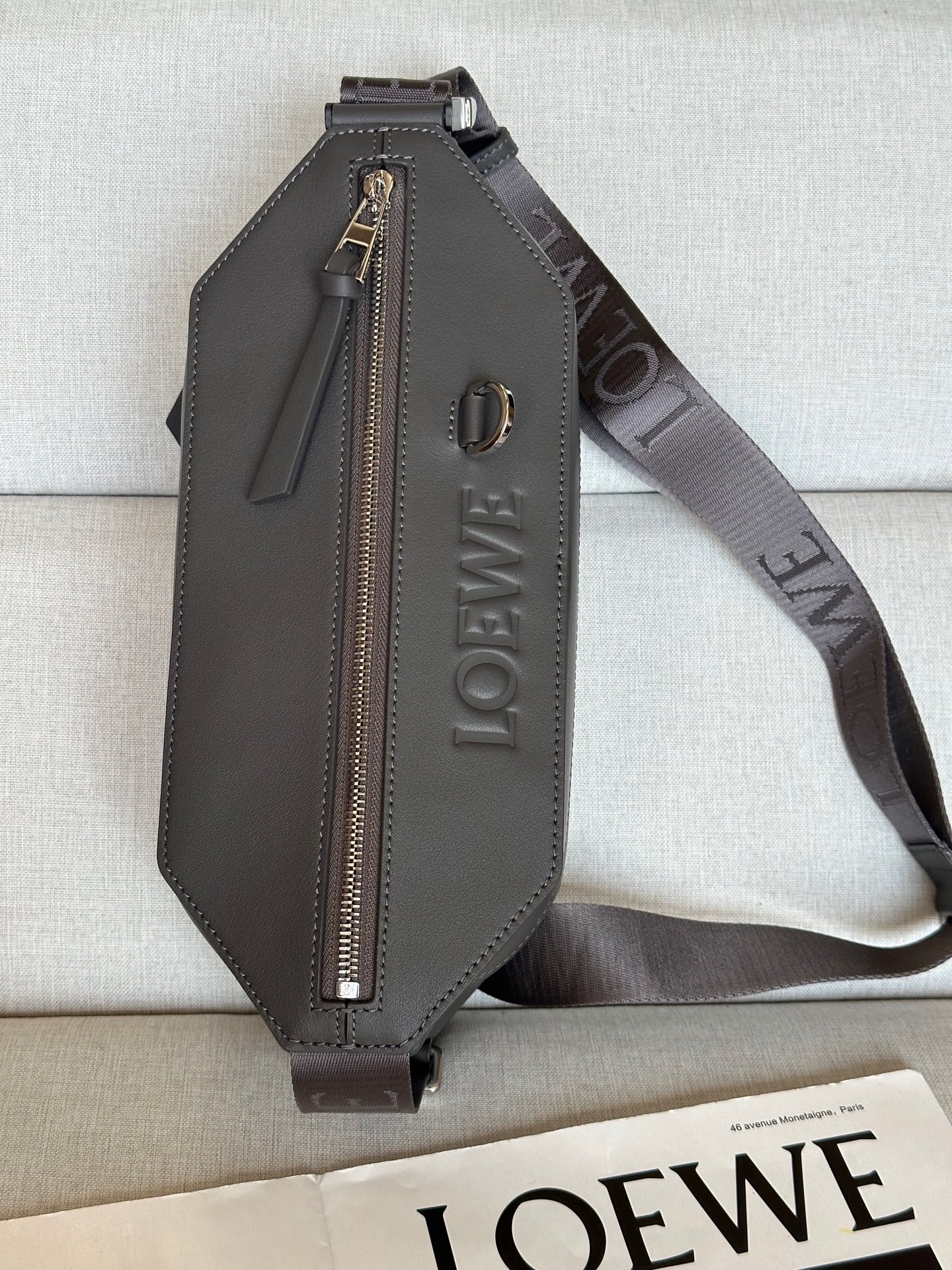 로에베 Loewe A80 Sling 벨트 백