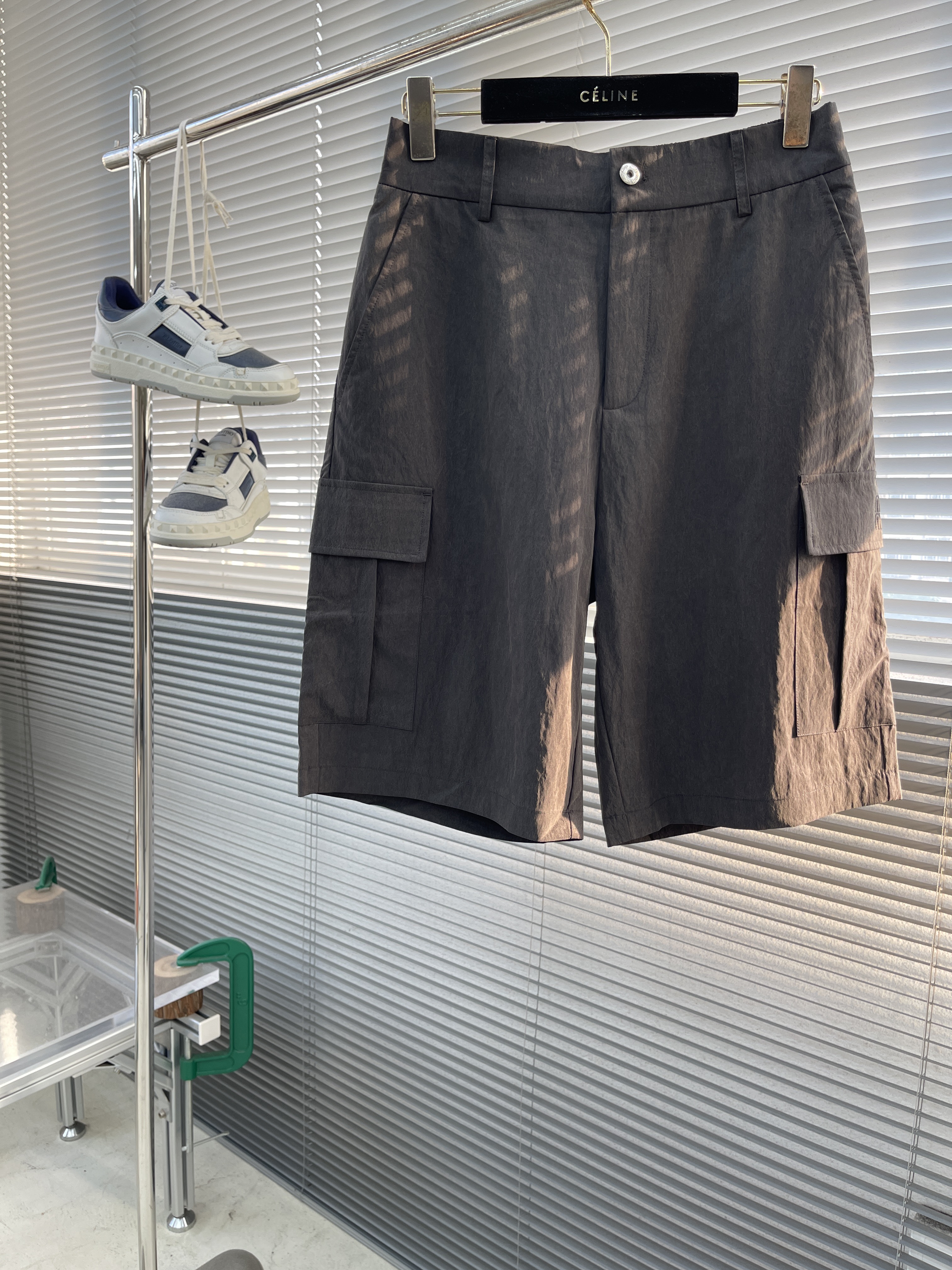 미우 미우 Miu Miu 반바지