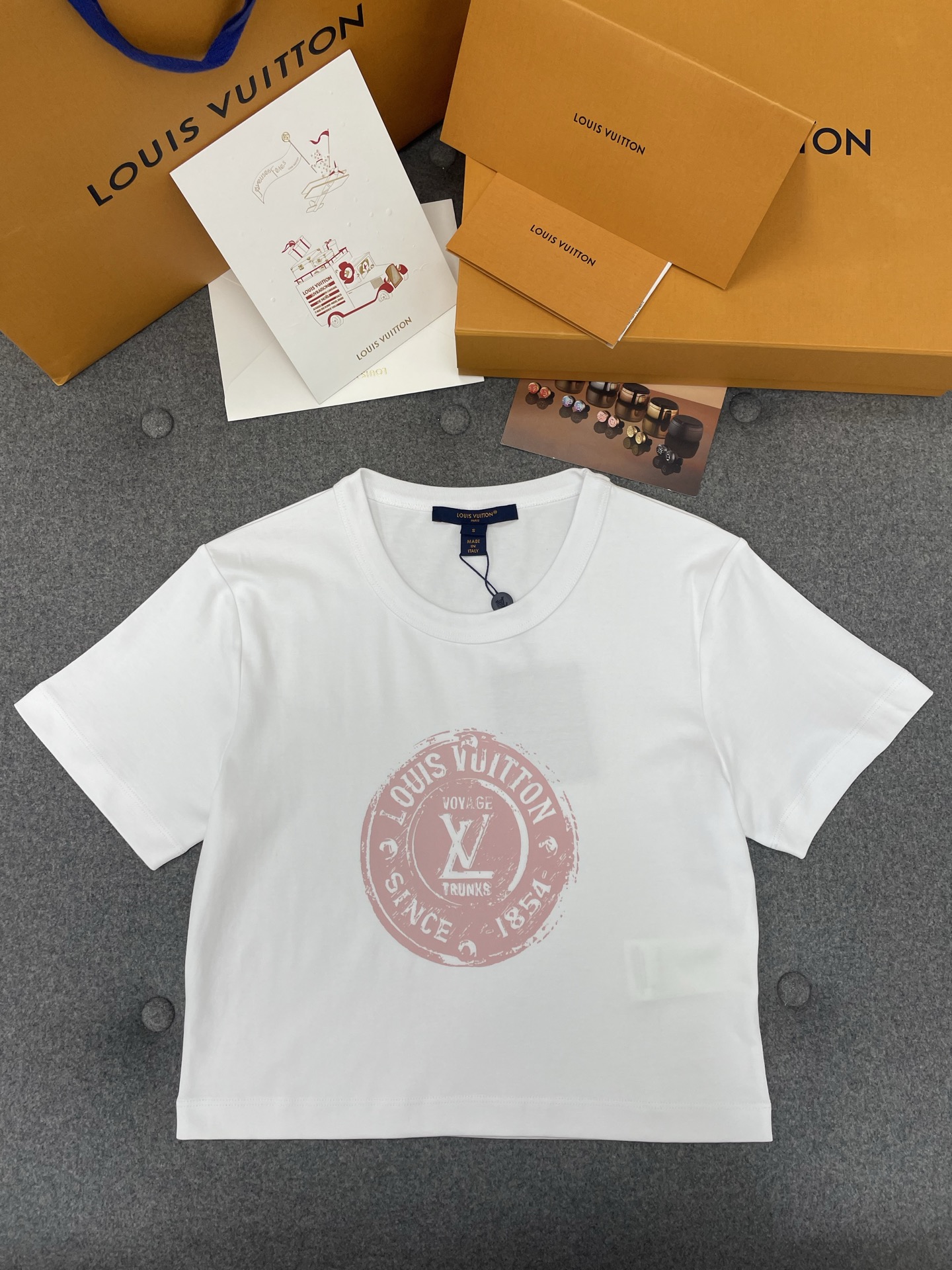 루이비통 Louis Vuitton 반팔 티셔츠