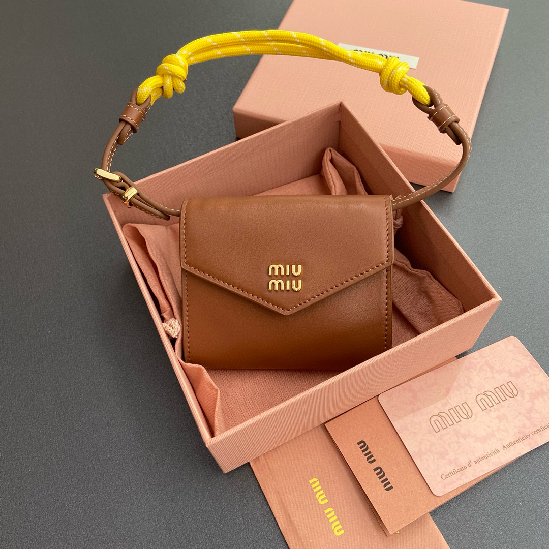 미우 미우 MIU MIU 지갑 5MT024-024-MM032 10.5CM