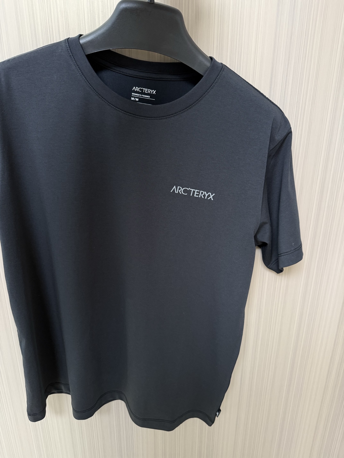 아크테릭스 ARC'TERYX 반팔 티셔츠
