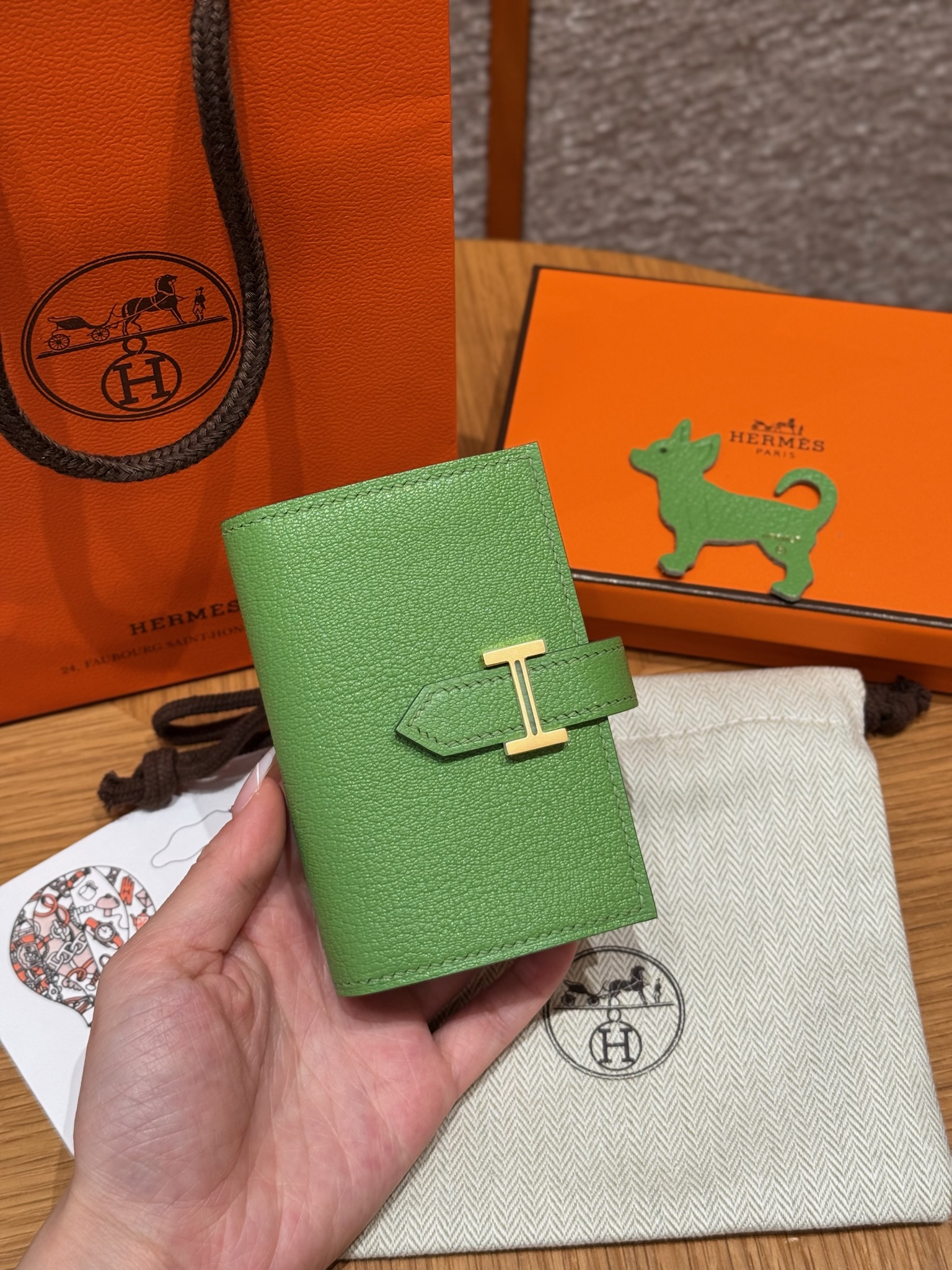 에르메스 Hermes Bearn mini wallet 10.3cm Chèvre 3i Vert Criquent/gold