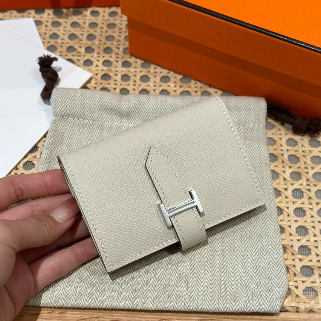 에르메스 Hermes Bearn card holder 10.3cm Epsom 10 Craie/silver