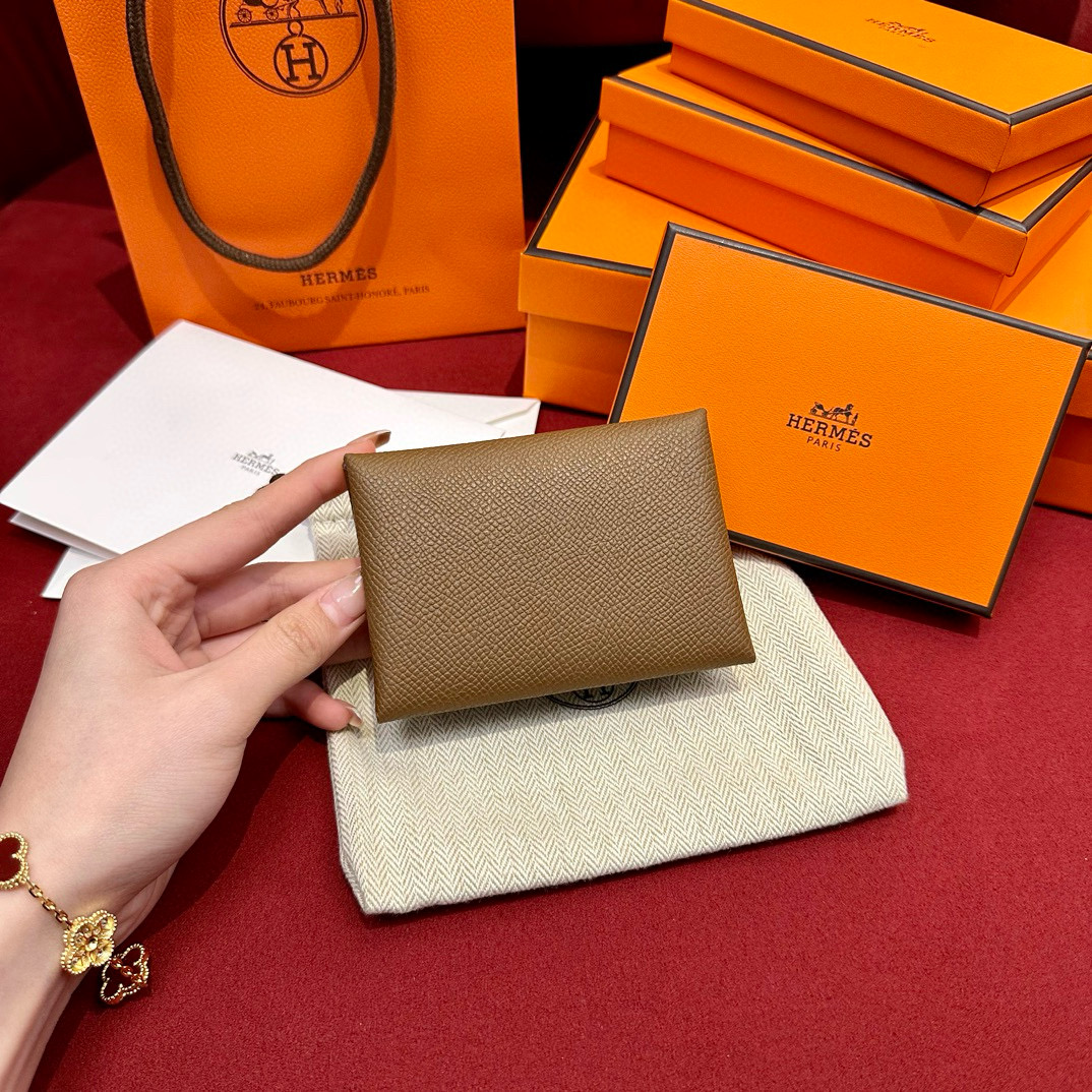 에르메스 Hermes Calvin duo Card Holder 10.5cm chèvre 3G Alezan and 4B Biscuit/silver