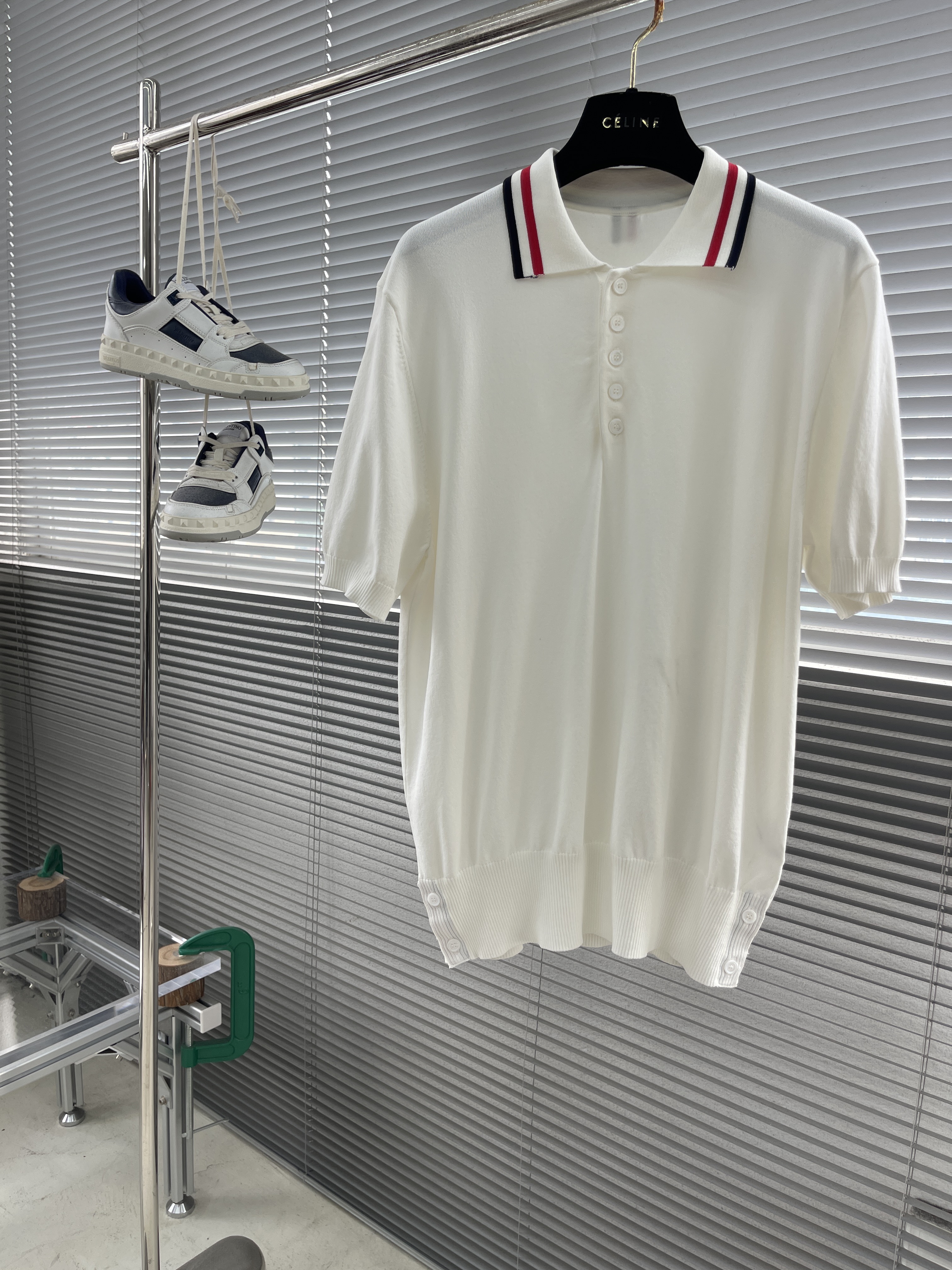 톰브라운 Thom Browne 동서 폴로 셔츠