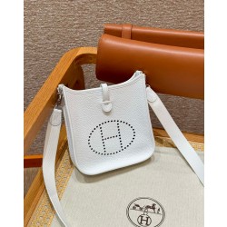 에르메스 Hermes Mini Evelyne 16cm clemence 01 Blanc/silver