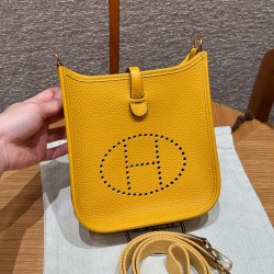 에르메스 Hermes Mini Evelyne 16cm clemence 9D Jaune amber/gold