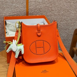 에르메스 Hermes Mini Evelyne 16cm clemence 9J Feu/silver