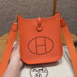 에르메스 Hermes Mini Evelyne 16cm clemence 93 Orange/gold