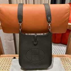에르메스 Hermes Mini Evelyne 16cm clemence C6 Vert gris/silver