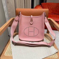 에르메스 Hermes Evelyne 29cm clemence 3Q Rose Sakura/silver