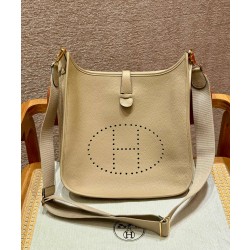 에르메스 Hermes Evelyne 29cm clemence S2 Trench/gold