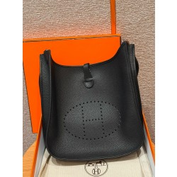 에르메스 Hermes Evelyne 33cm clemence 89 noir/silver