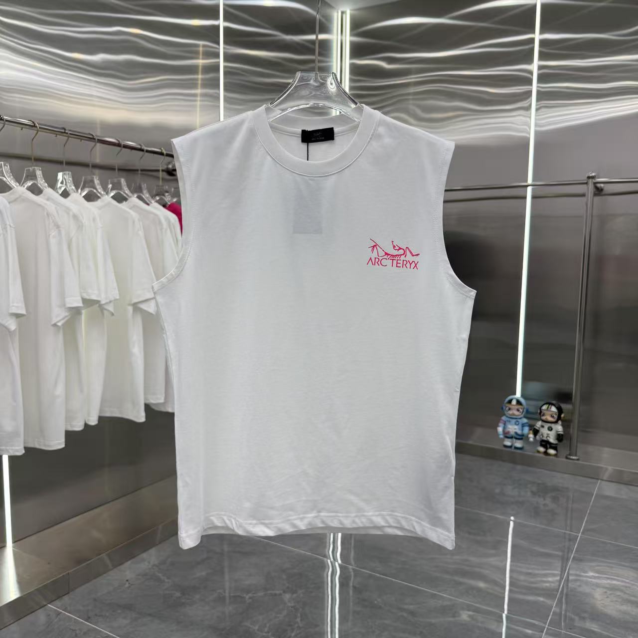 아크테릭스 ARC'TERYX 조끼