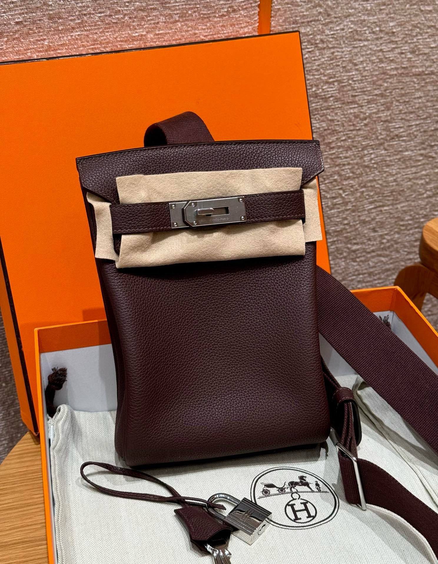 에르메스 Hermes Hac a dos 28cm Togo 0G Rouge seller/silver