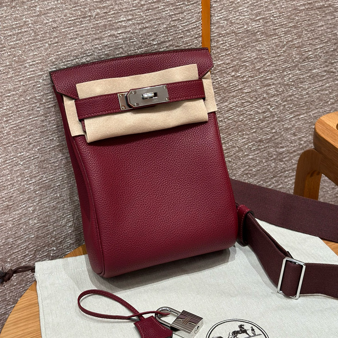 에르메스 Hermes Hac a dos 28cm Togo 55 Rouge H/silver