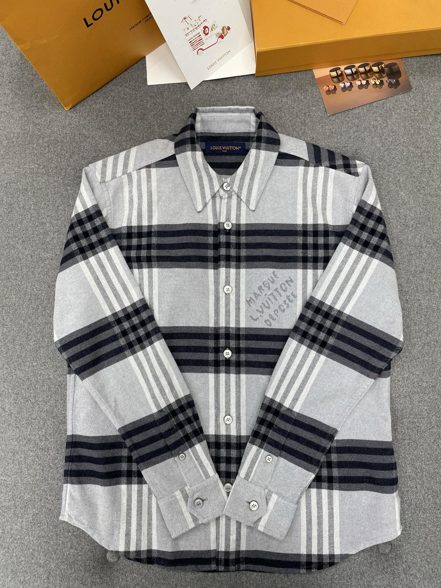 루이비통 Louis Vuitton 긴팔 셔츠
