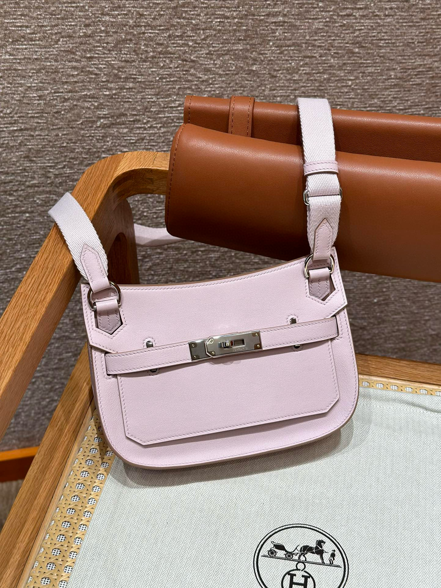 에르메스 Hermes Jypsiere mini 23cm Swift 09 Mauve pale/silver