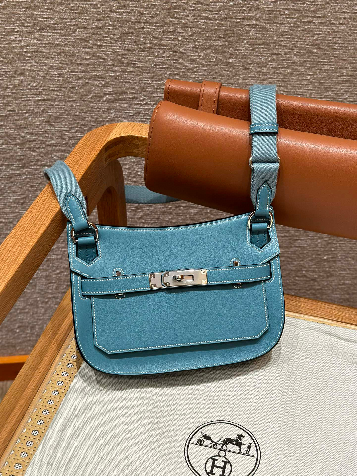 에르메스 Hermes Jypsiere mini 23cm Swift 75 Blue Jean/silver