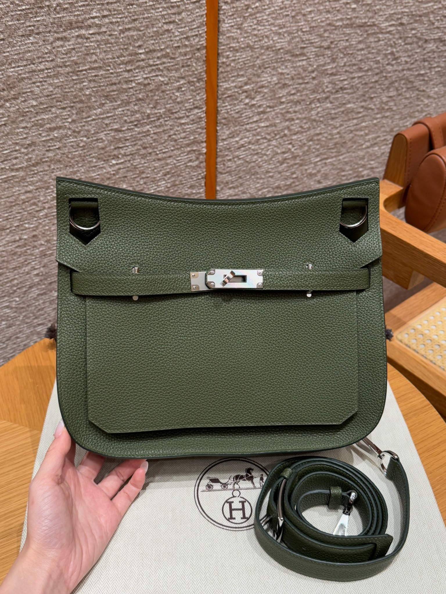 에르메스 Hermes Jypsiere 28cm clemence 61 Olive Green/silver